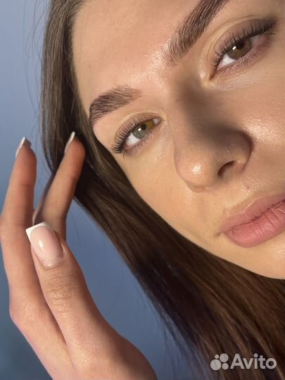 Коррекция и окрашивание бровей