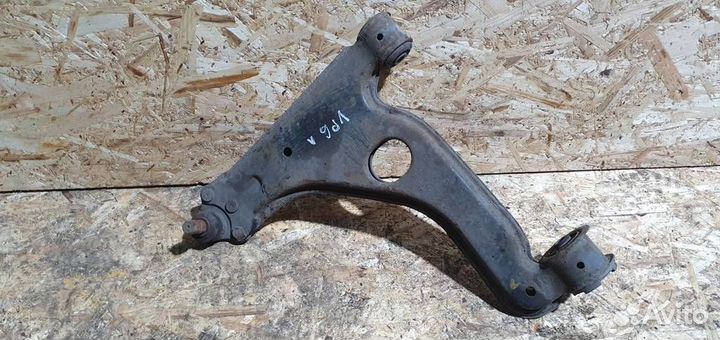Рычаг передний левый Opel Zafira B 2005-2012