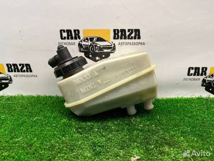 Бачок главного тормозного цилиндра