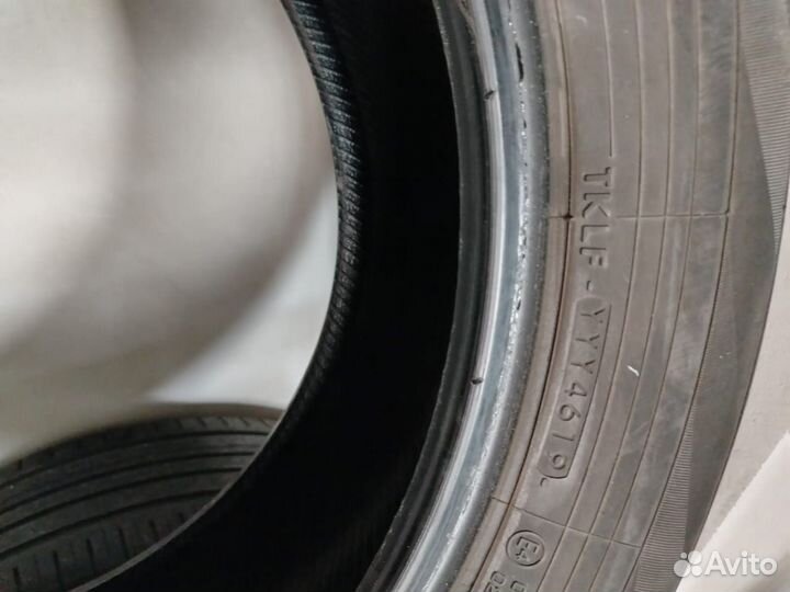 Yokohama BluEarth AE50 215/65 R17 99V