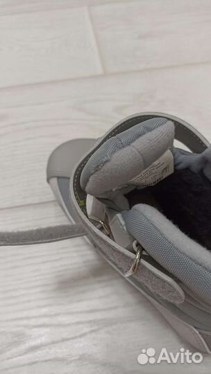 Лыжные ботинки новые 34