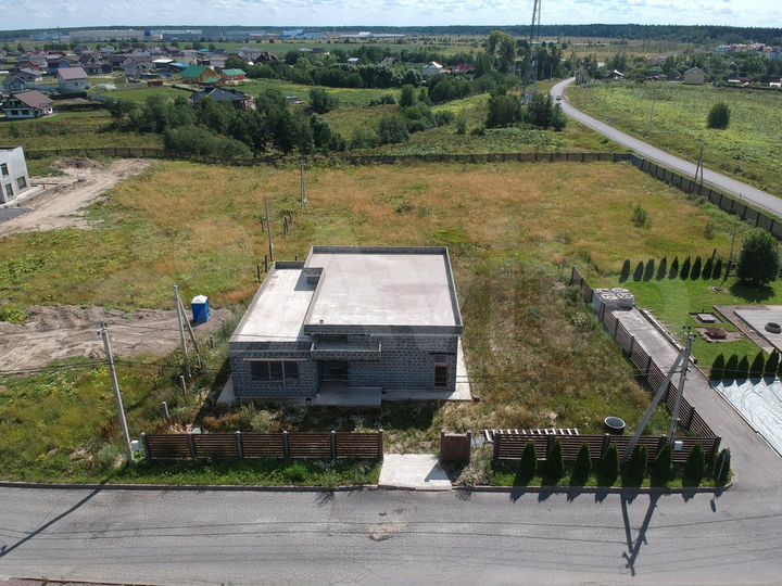 Коттедж 182 м² на участке 9,5 сот.