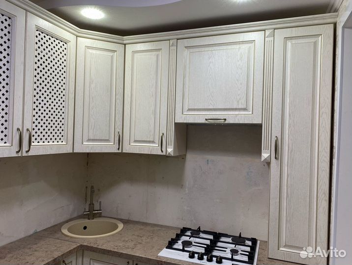 Кухонный гарнитур на заказ. Под ключ