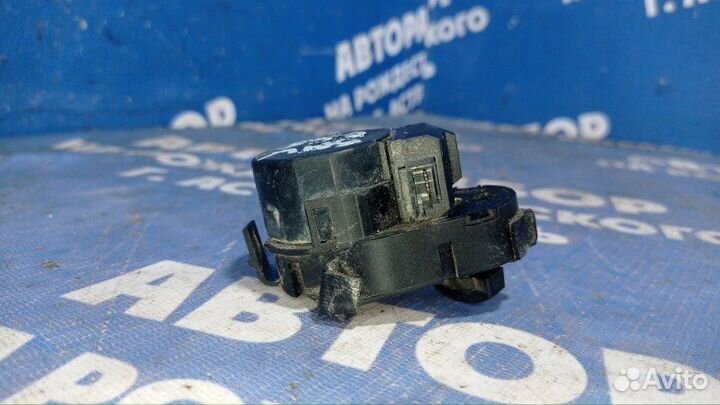 Моторчик заслонок отопителя Bmw E65 седан N62B44