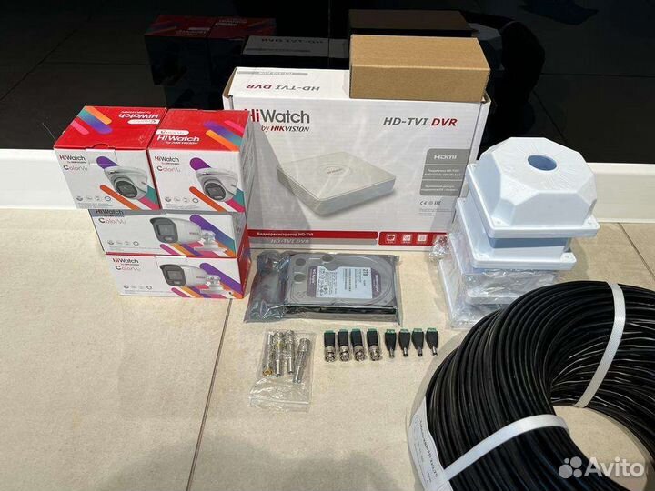 Комплект видеонаблюдения 4 камеры