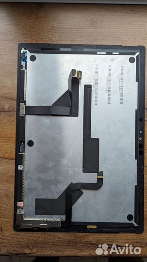 Surface pro 5 i7 16gb/1tb на запчасти