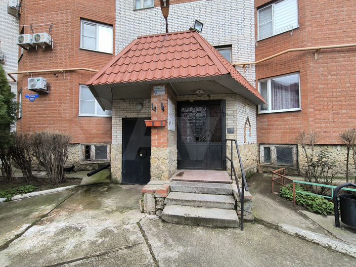 3-к. квартира, 93,6 м², 1/7 эт.