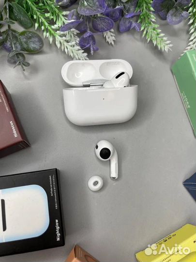 Airpods Pro с шумоподавлением