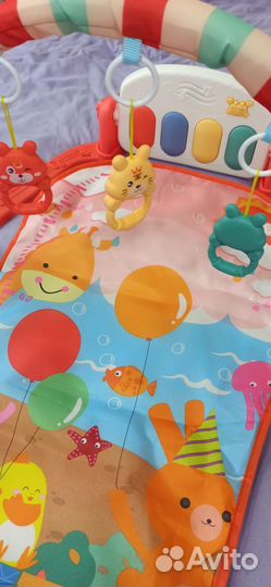 Развивающий коврик с пианино