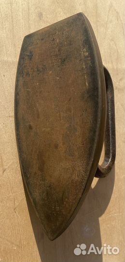 Утюг чугунный старинный