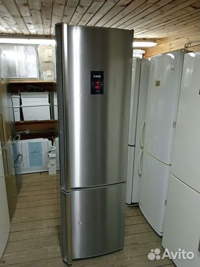 Холодильник AEG