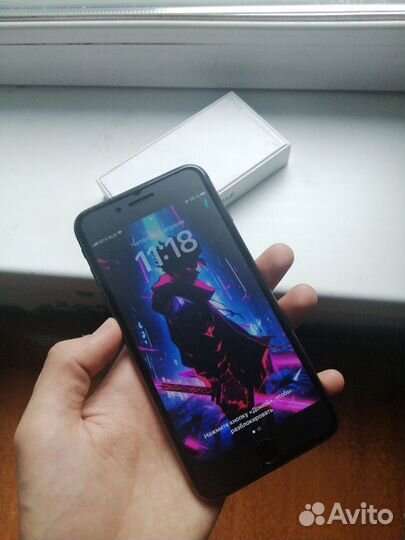 iPhone 8 Plus, 64 ГБ