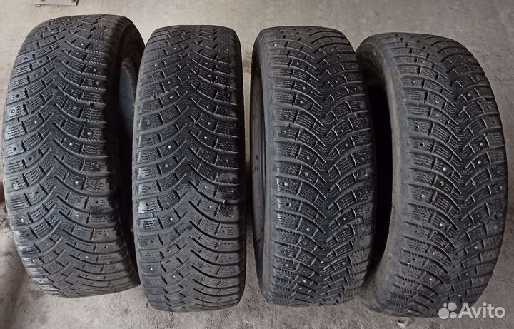 Michelin X-Ice North 2 215/60 R16
