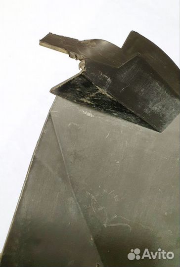 Воздуховод правый Audi A6C6 4F0121284AP