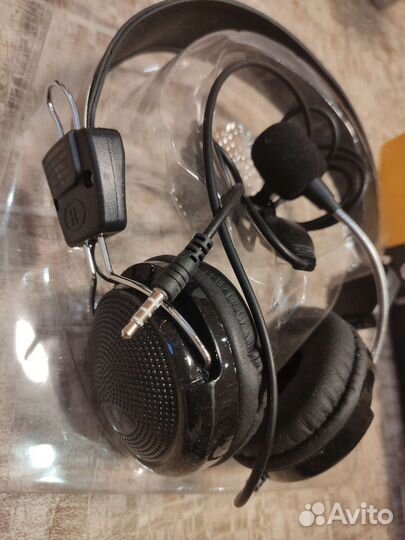 Игровые наушники с микрофоном