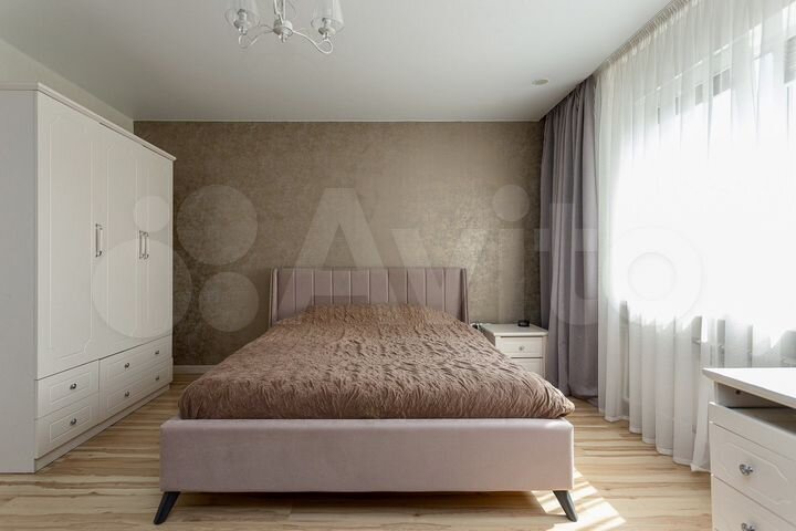 3-к. квартира, 104,9 м², 5/9 эт.