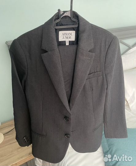 Классический школьный костюм Armani. Оригинал