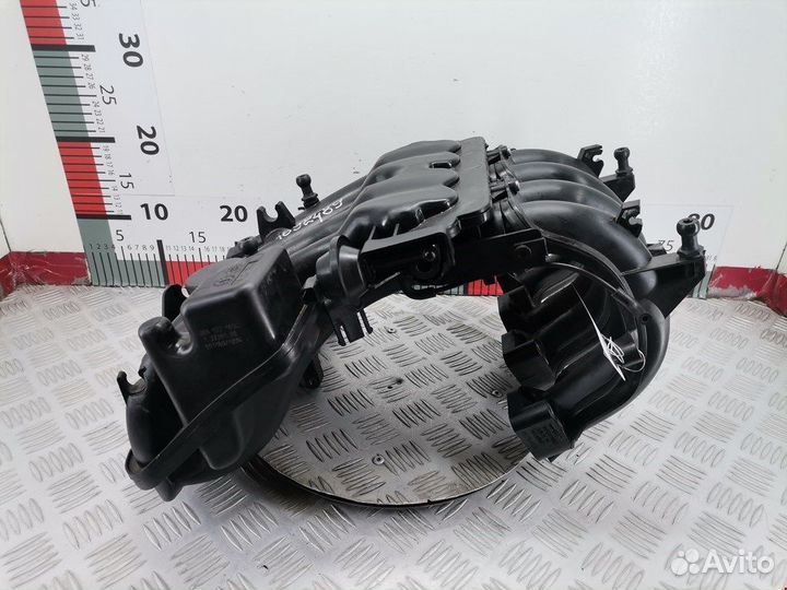 Коллектор впускной для Audi A3 8L 06A133203DR