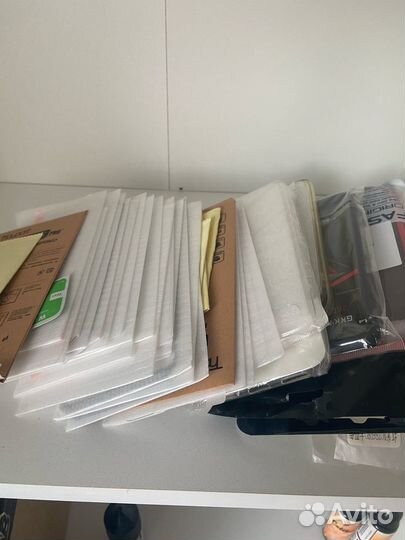 Комплект защитных стекол + чехлы в подарок