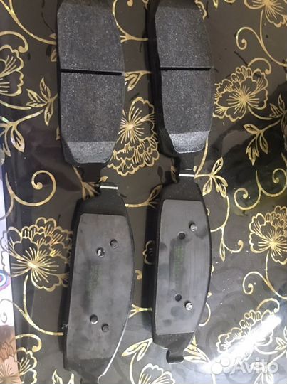 Тормозные колодки jeep grand cherokee