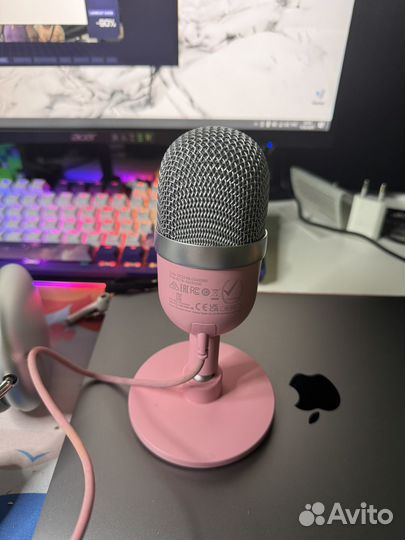 Микрофон игровой Razer Seiren Mini Pink