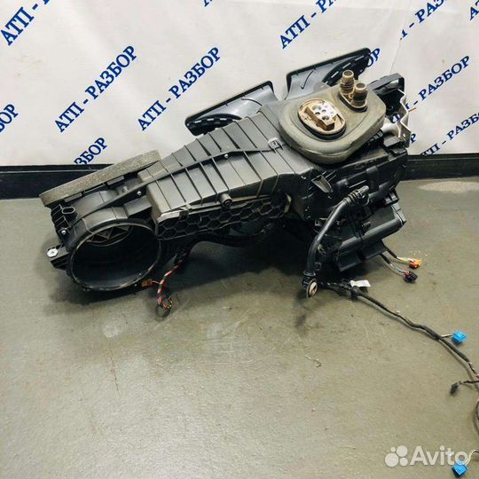 Octavia A5 Корпус печки с климатом (Авторазбор Атп