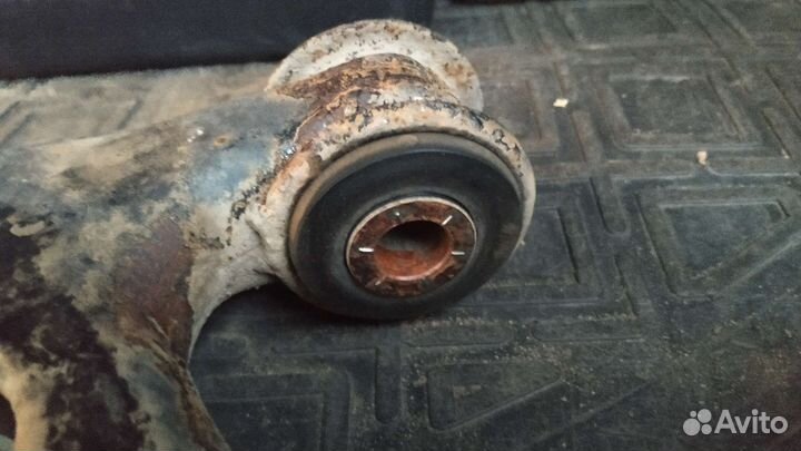 Передний нижний рычаг, левый Mazda CX-5 2012-17