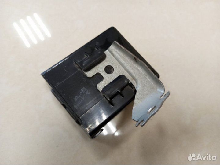 Блок электронный Toyota Rav 4 внедорожник 1AZ 2000