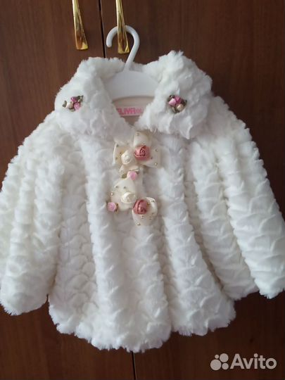 Шубка - накидка для девочки.Отличное состояние