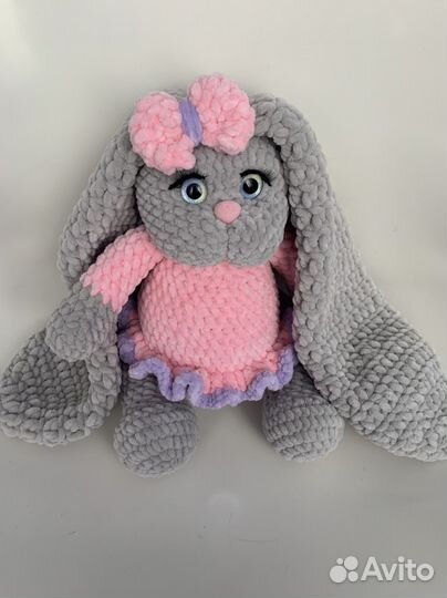 Вязаный заяц