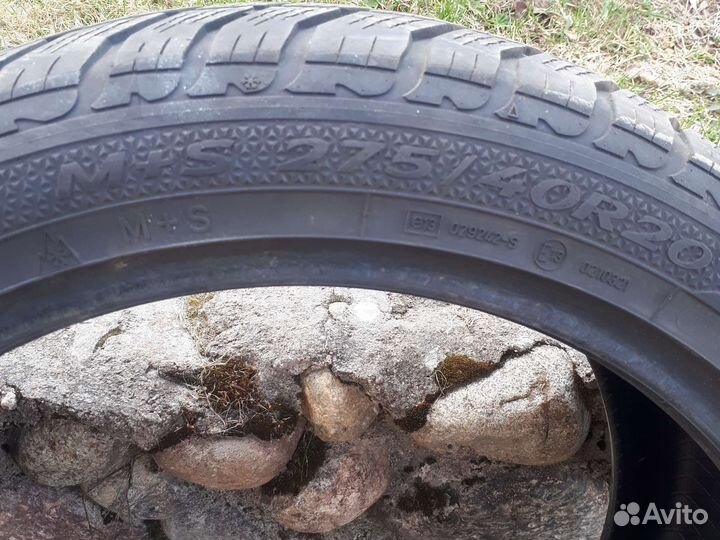 Goodyear UltraGrip 275/40 R20 102H