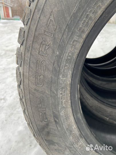 Nokian Tyres Hakkapeliitta 9 SUV 215/65 R17