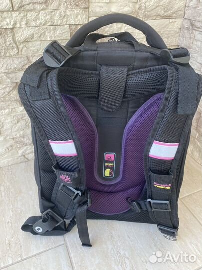 Ранец школьный Hummingbird