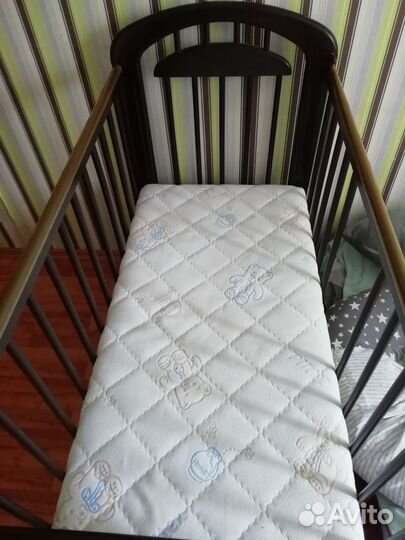 Кроватка детская