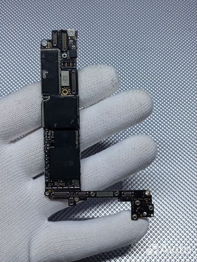 iPhone 7. Плата. Оригинал