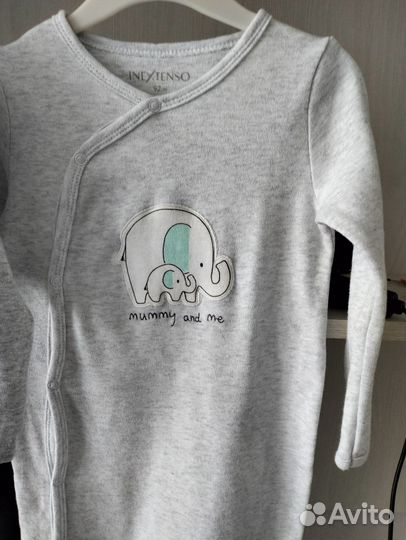 Боди, слипы и шапочка