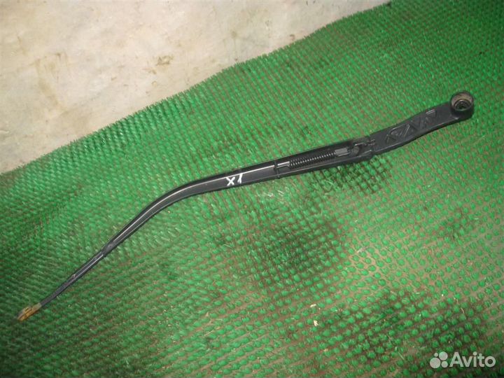 Поводок стеклоочистителя правый Mazda 3 (BL) 2010