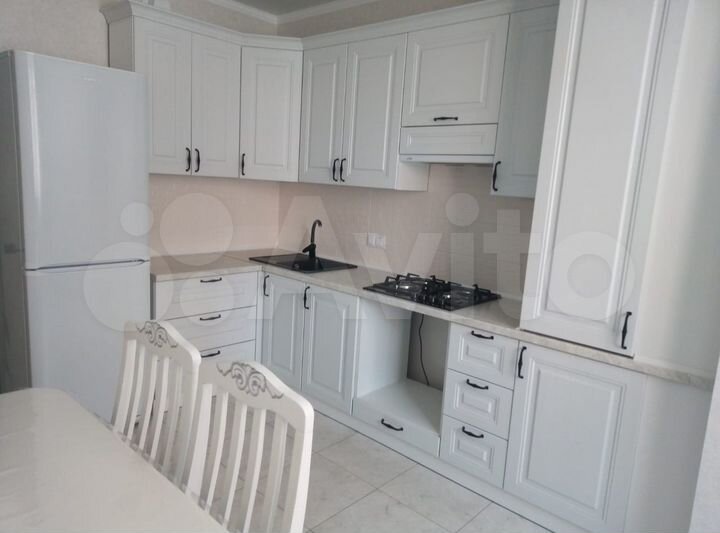 1-к. квартира, 42 м², 1/5 эт.