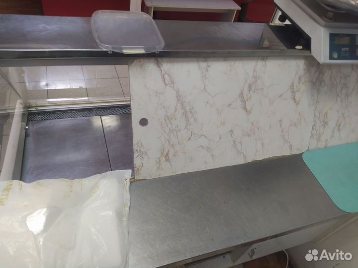 Холодильная витрина бу