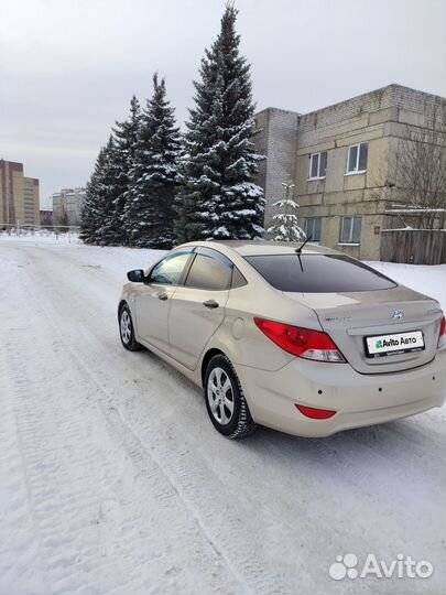 Hyundai Solaris 1.4 МТ, 2012, 211 000 км