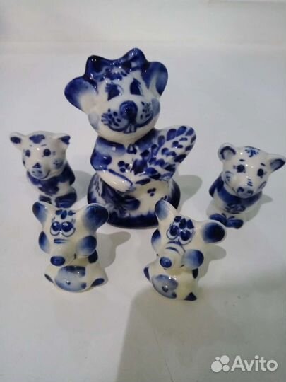 Фигурки животных гжель