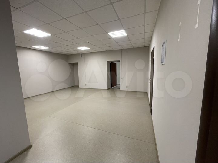 Офис в аренду, 266 м²