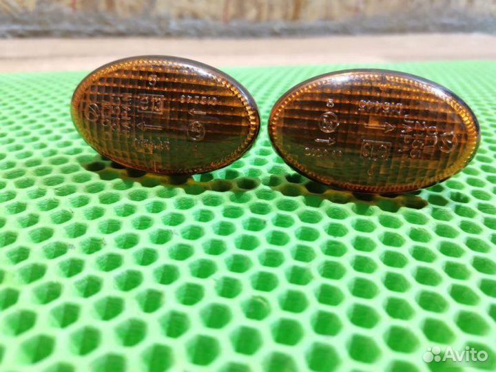 Повторители поворотов передние Subaru Impreza Wrx