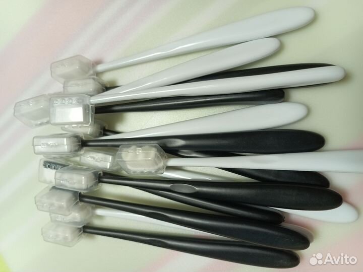 Зубная щетка нового поколения