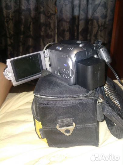 Видеокамера jvc