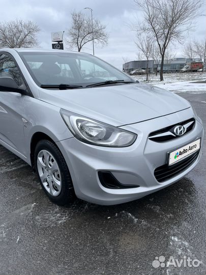 Hyundai Solaris 1.6 AT, 2012, 63 118 км