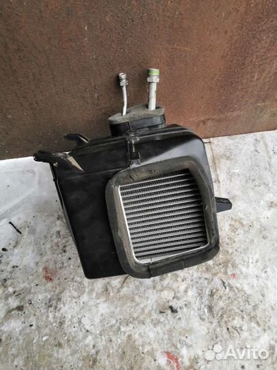Радиатор Nissan np300