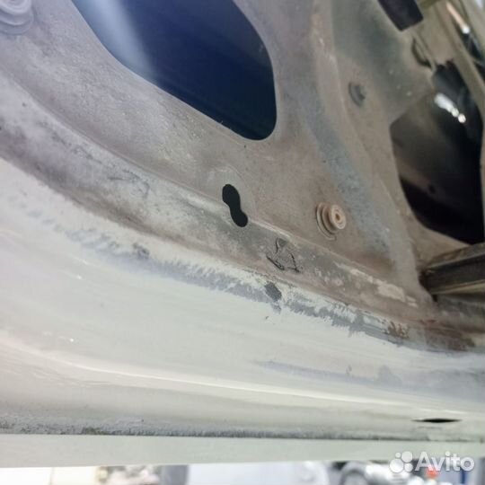 Дверь задняя правая renault logan 1