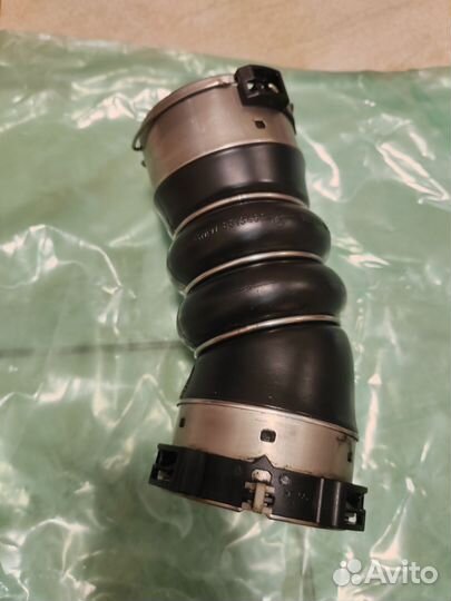 Трубопровод наддувочного воздуха 11618513450