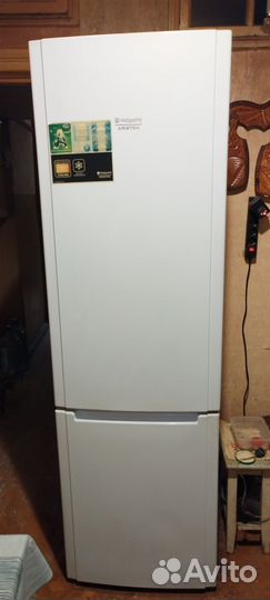 Холодильник hotpoint ariston бу